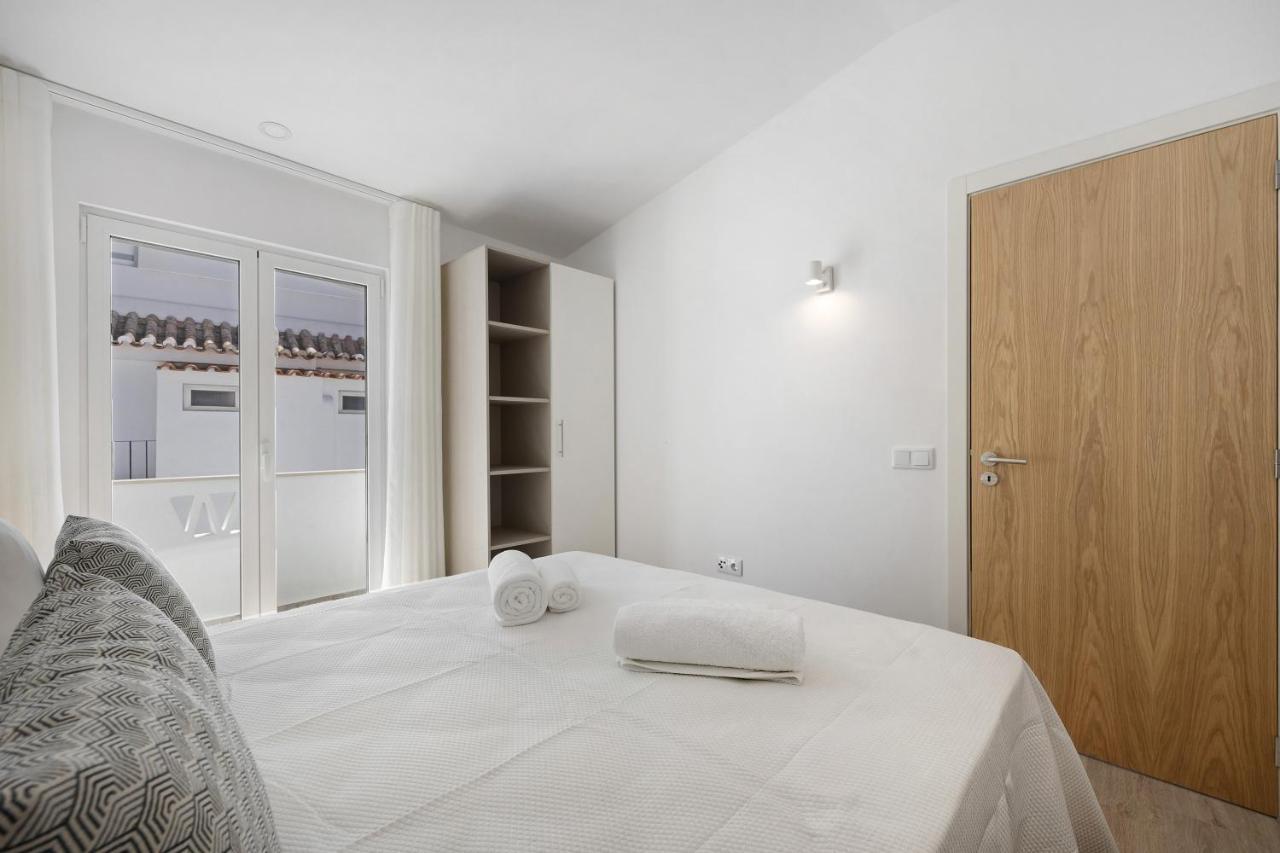Old Town Apartments Sea View Лагос Екстериор снимка