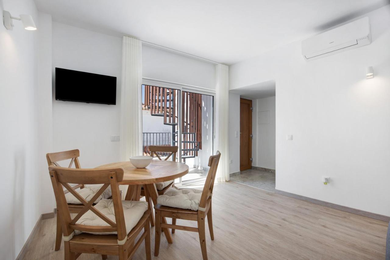 Old Town Apartments Sea View Лагос Екстериор снимка