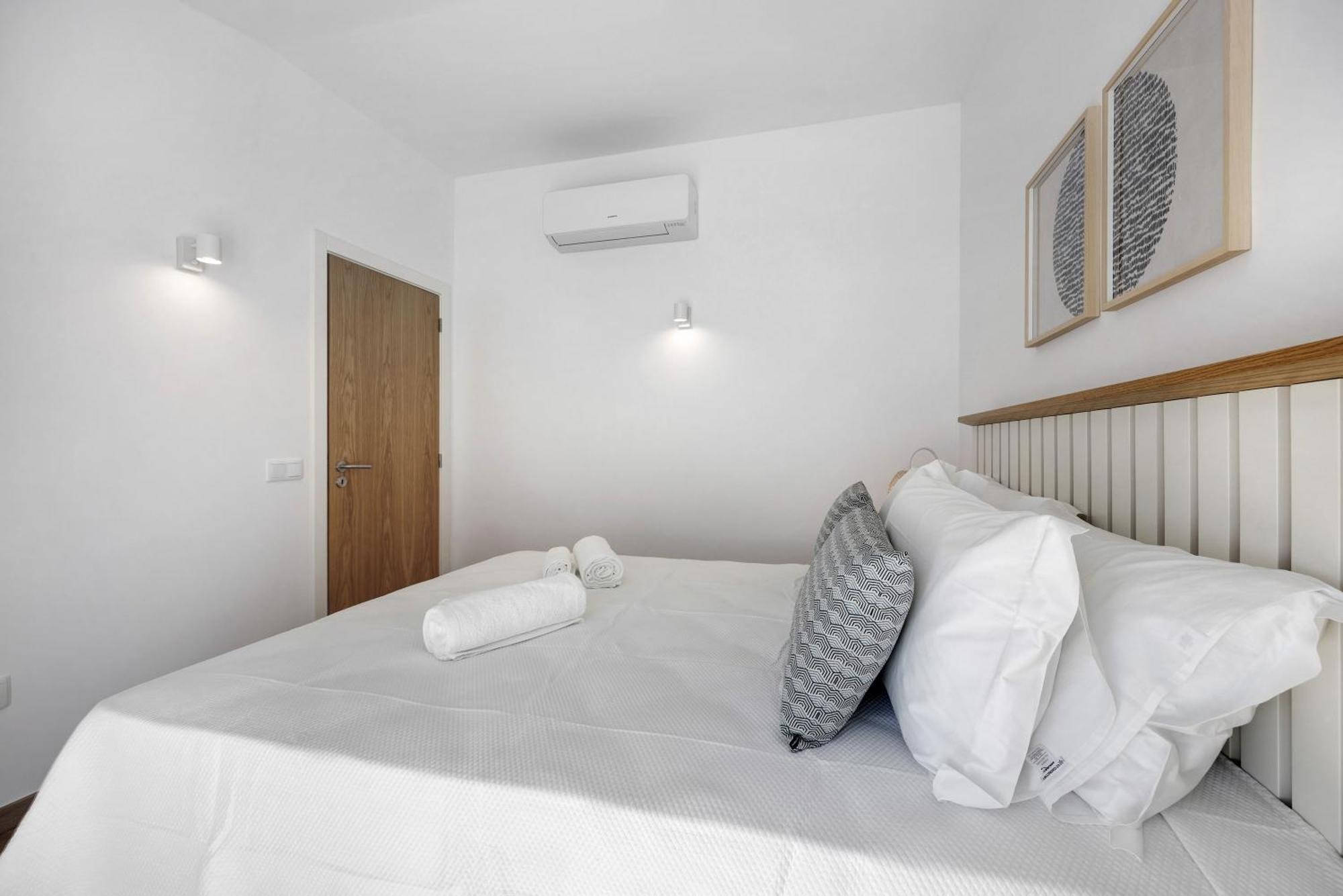 Old Town Apartments Sea View Лагос Екстериор снимка